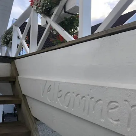 Koselig Garasjeloft! Διαμέρισμα