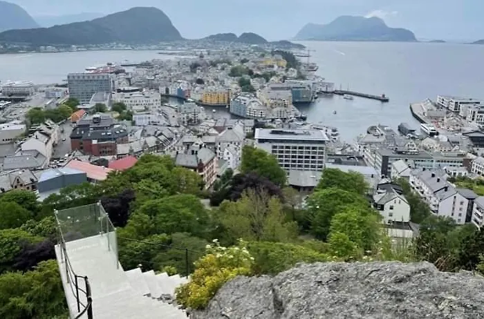Koselig Garasjeloft! Langevag