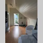 아파트 Koselig Garasjeloft! Langevag